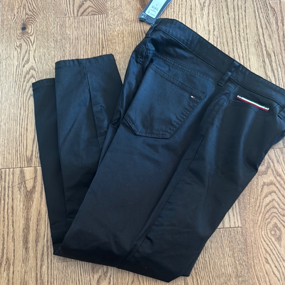 Brand New —Tommy Hilfiger Stretch Skinny Coupe Moulante Extensible Pant